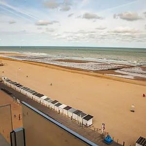https://de-zee.hotelsghent.com